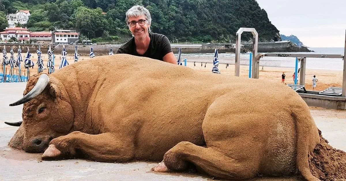 Umjetnik izrađuje skulpture od pijeska koje izgledaju toliko realistično da ne vjerujemo vlastitim očima